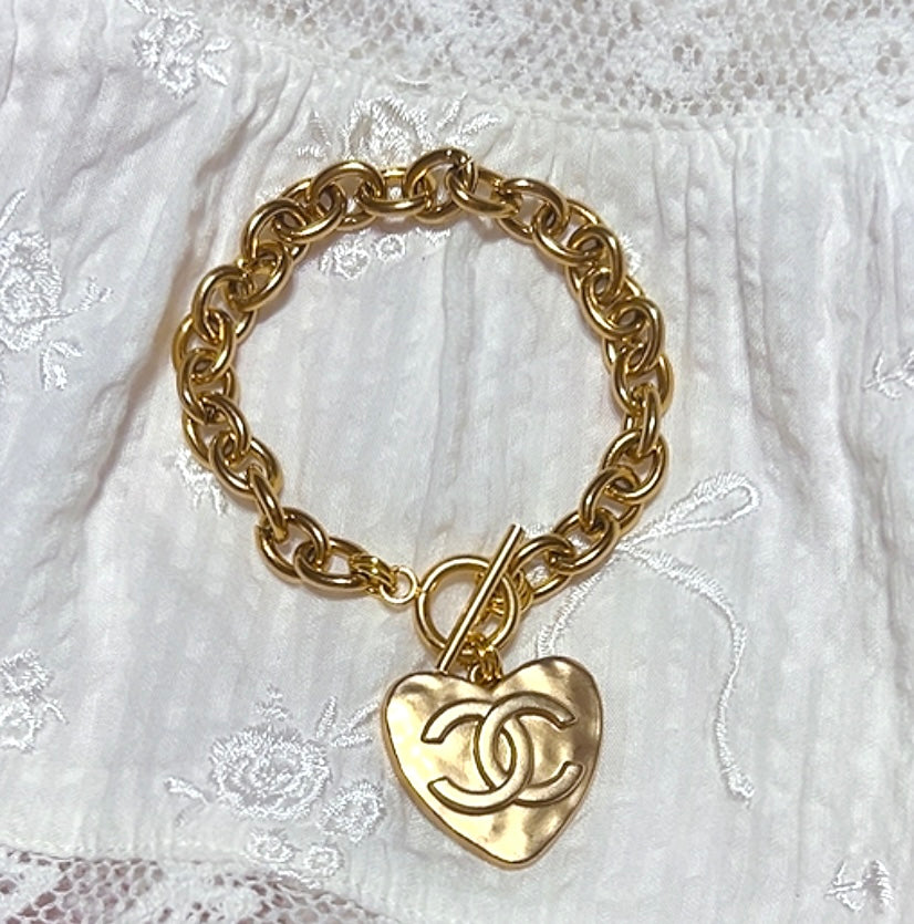 The Jumbo Heart Bracelet in Gold
