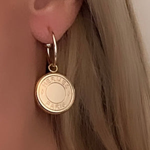The Harper Hoop Earrings in Gold