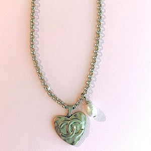 The Jumbo Heart Necklace in Silver