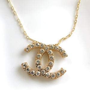The Jumbo Pendant with Crystals in Gold