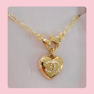 The Mini Bow Necklace