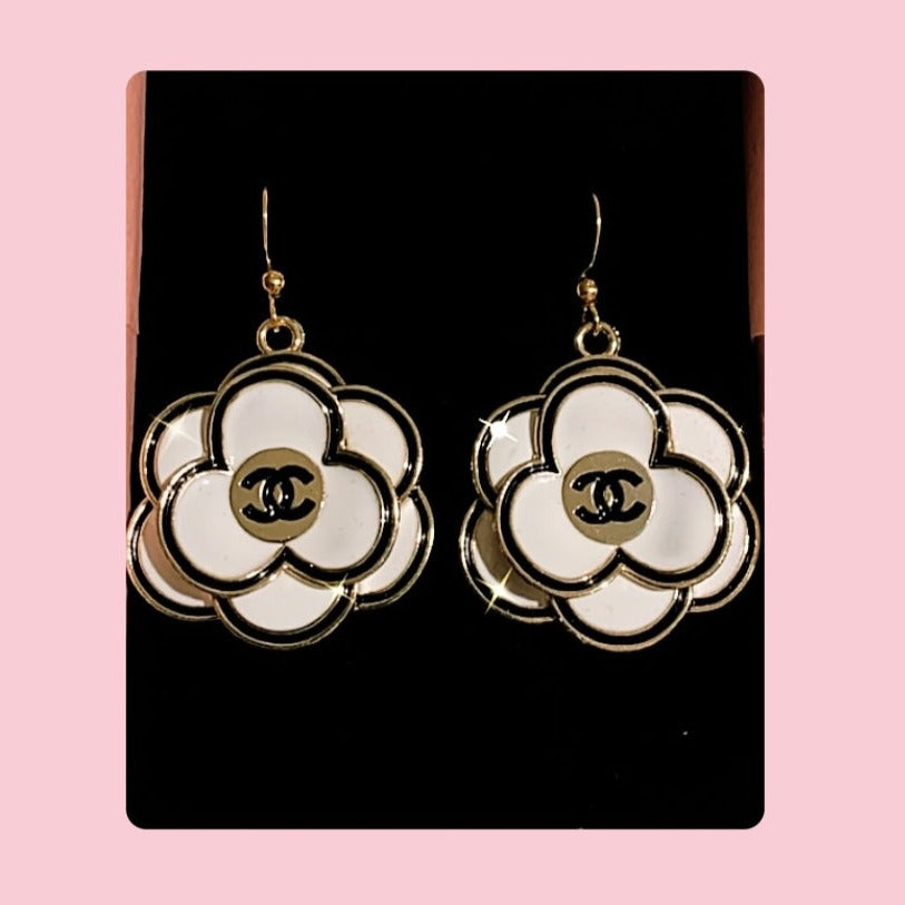 The Camellia Earrings - 2 color options