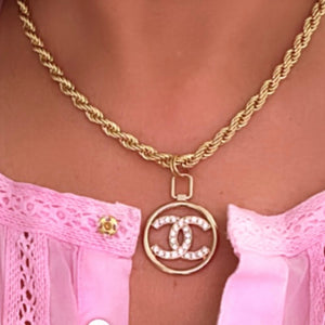 The Dolly Necklace