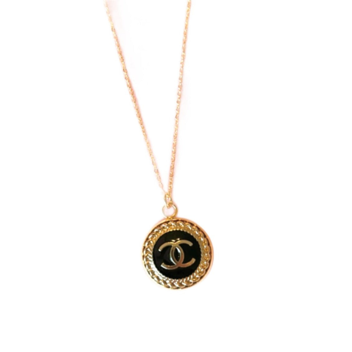 The Medallion Necklace in Black