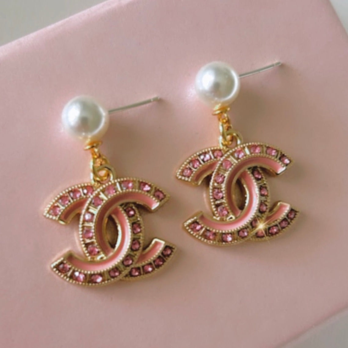 The Light Pink Crystal Earrings