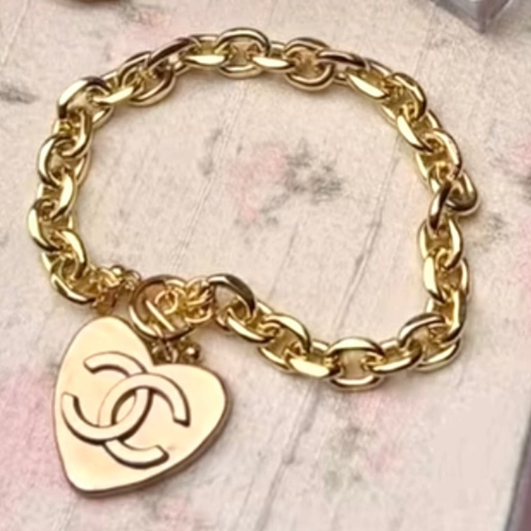 The Jumbo Heart Bracelet in Gold