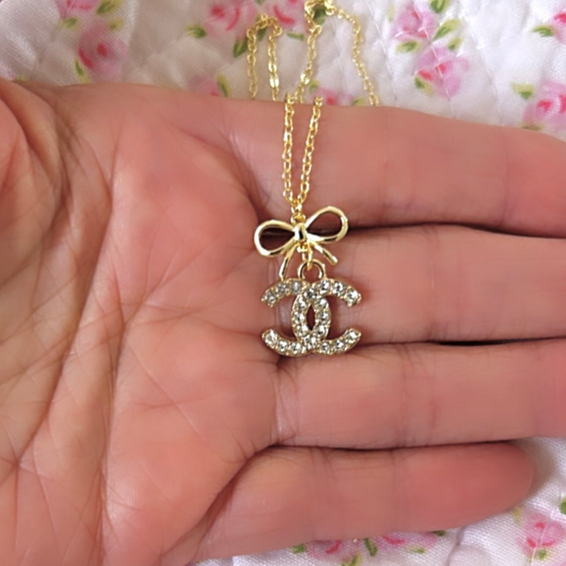 The Mini Bow Necklace